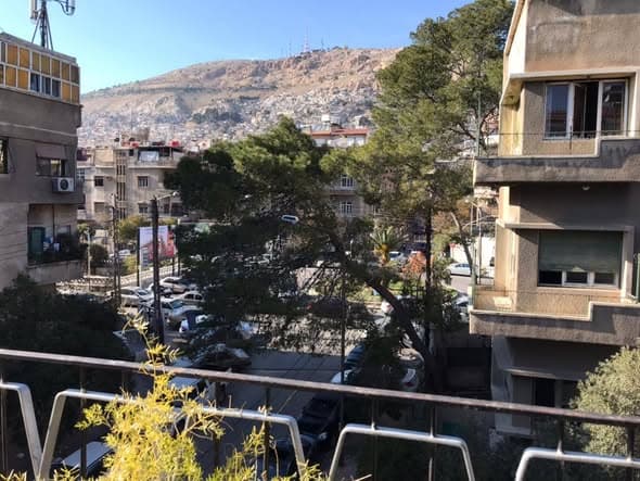 شقة 4 غرف 1 صالات 225م² طابق 2 للبيع