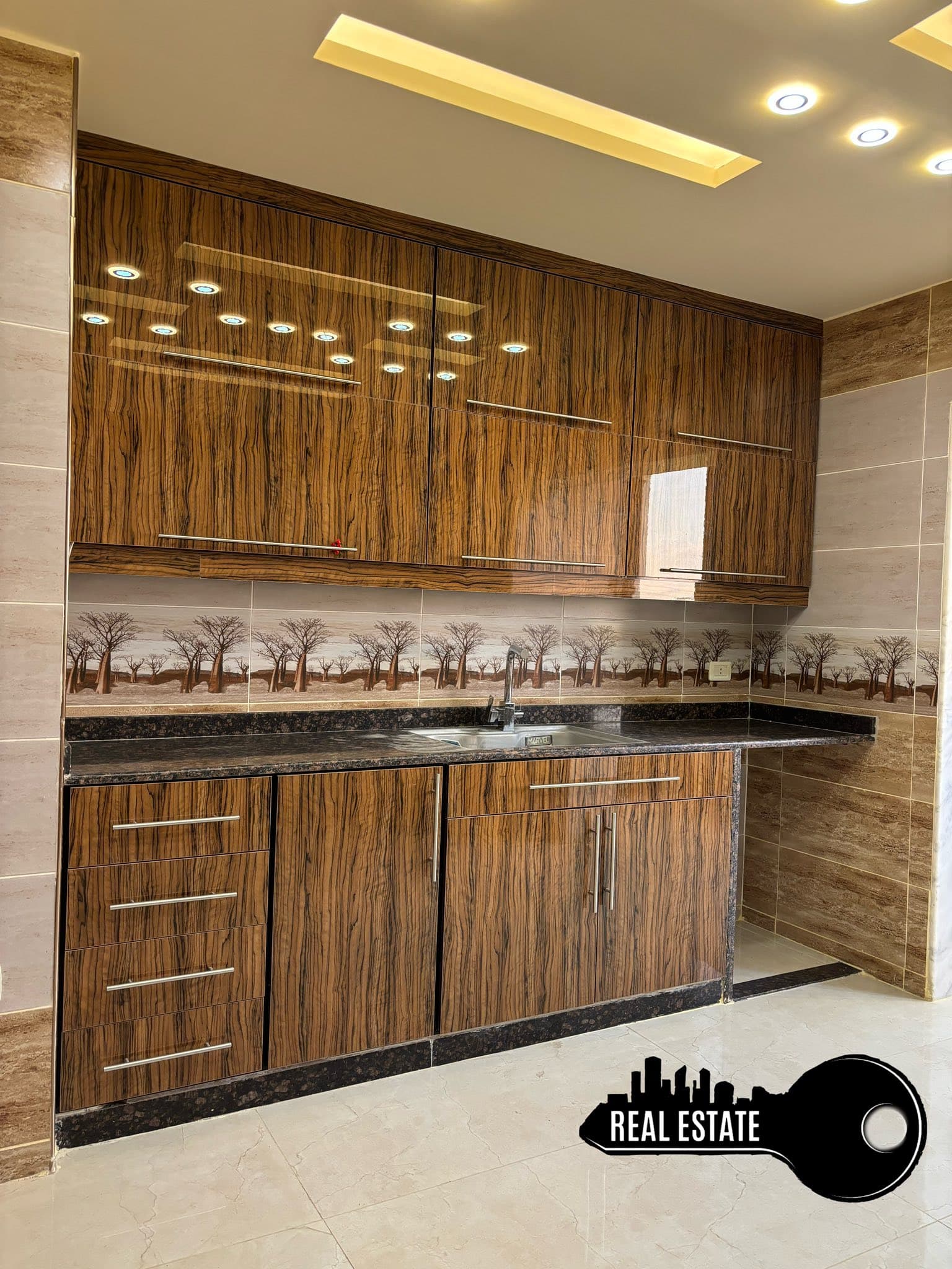 شقة 3 غرف 1 صالات 115م² طابق 1 للبيع