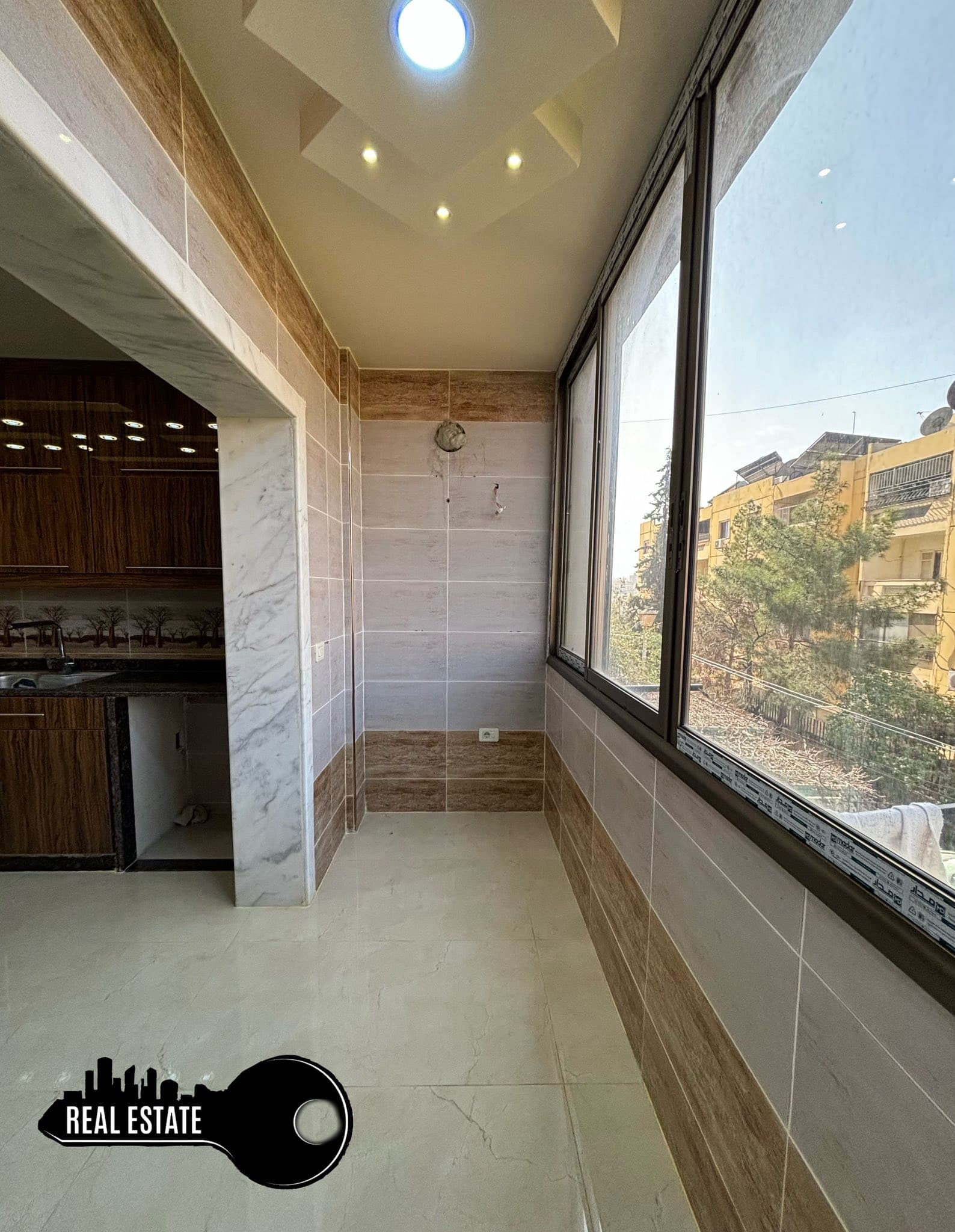 شقة 3 غرف 1 صالات 115م² طابق 1 للبيع