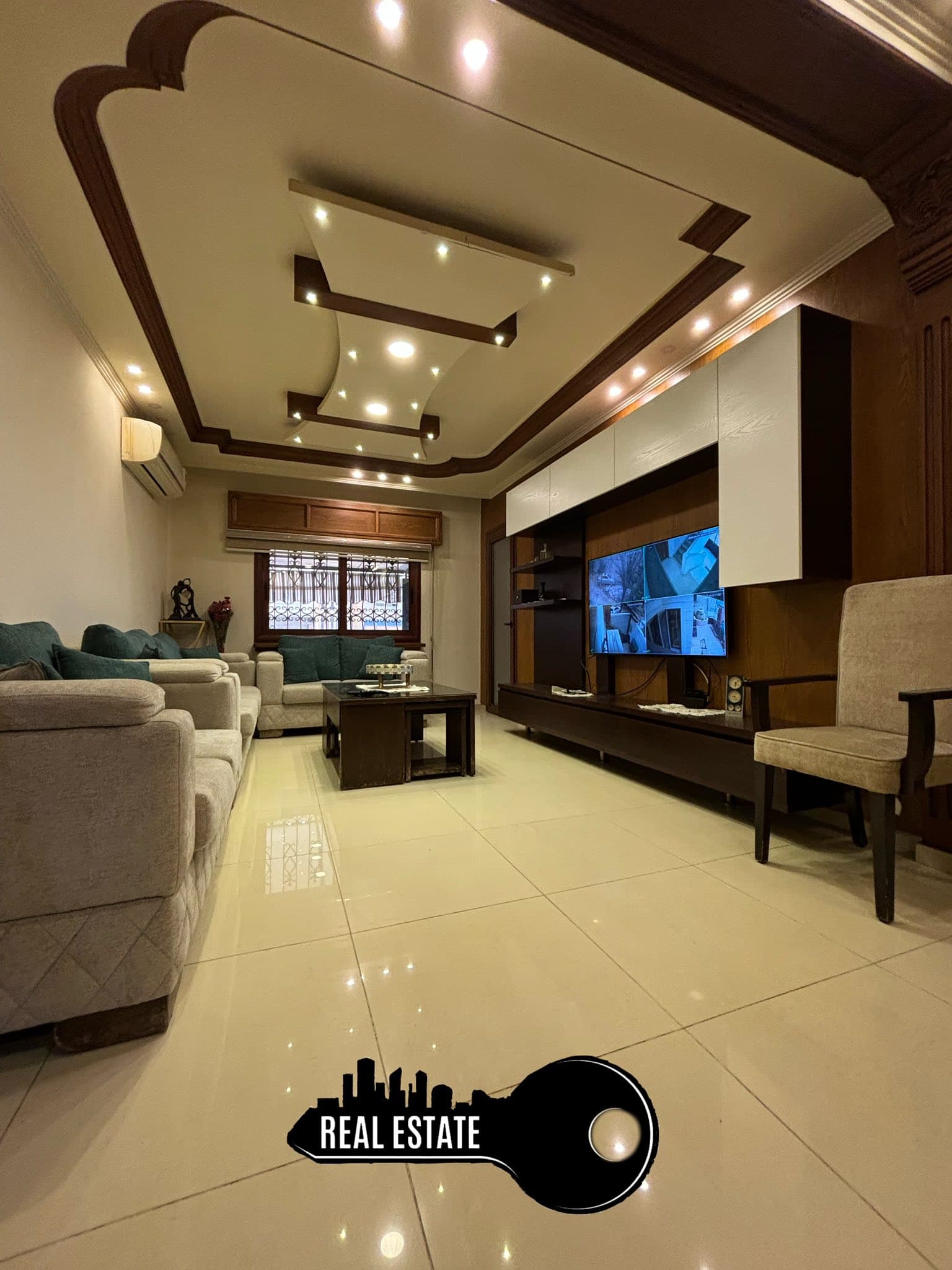 شقة 5 غرف 1 صالات 145م² طابق 1 مع فرش للبيع