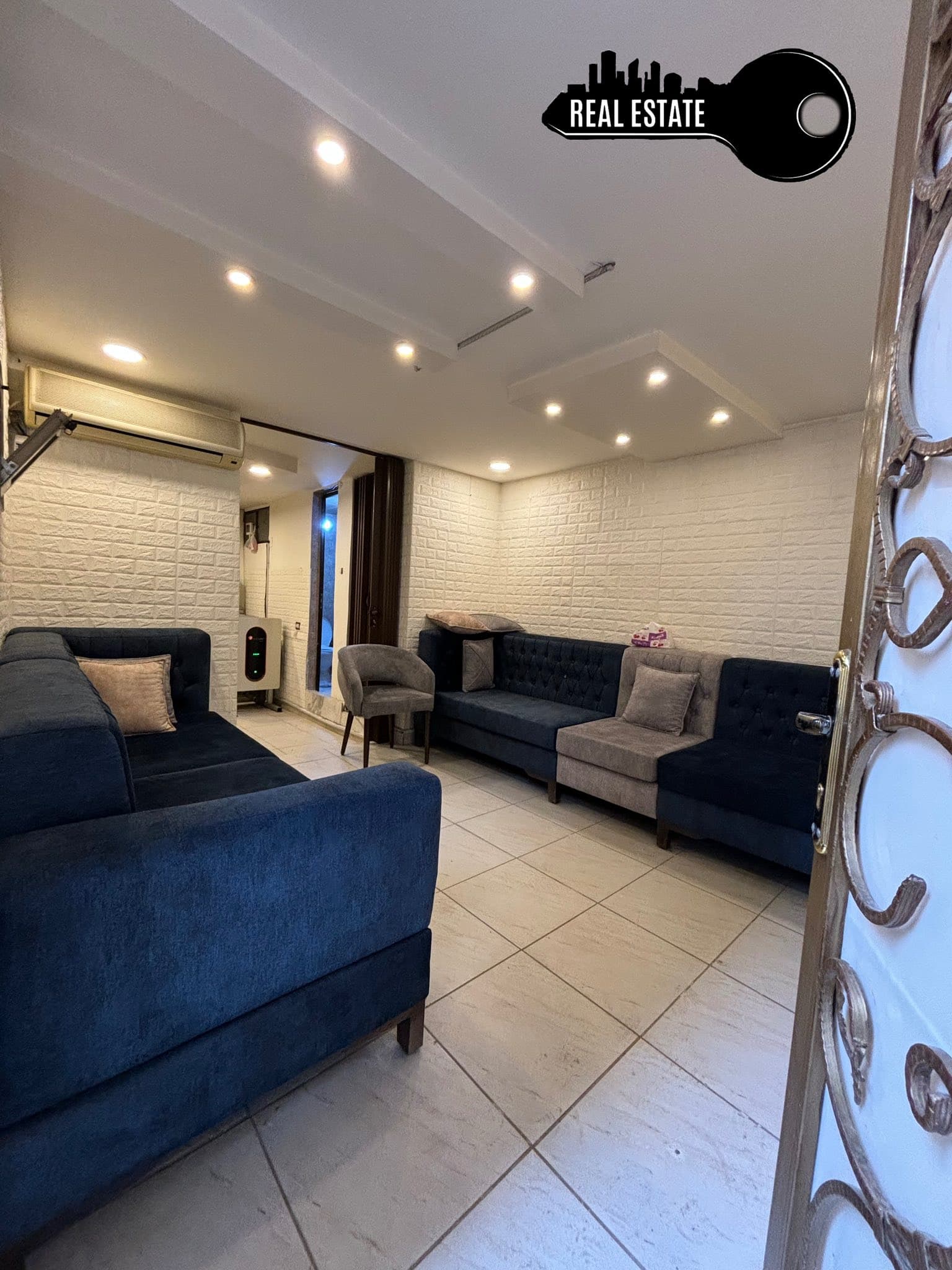 شقة 5 غرف 1 صالات 145م² طابق 1 مع فرش للبيع