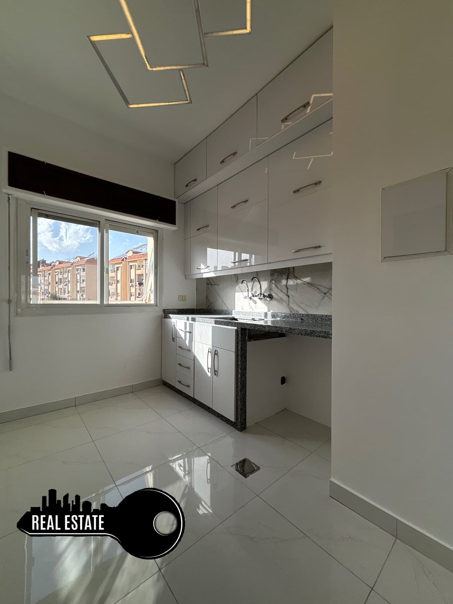 شقة 2 غرف 1 صالات 76م² طابق 1 للبيع