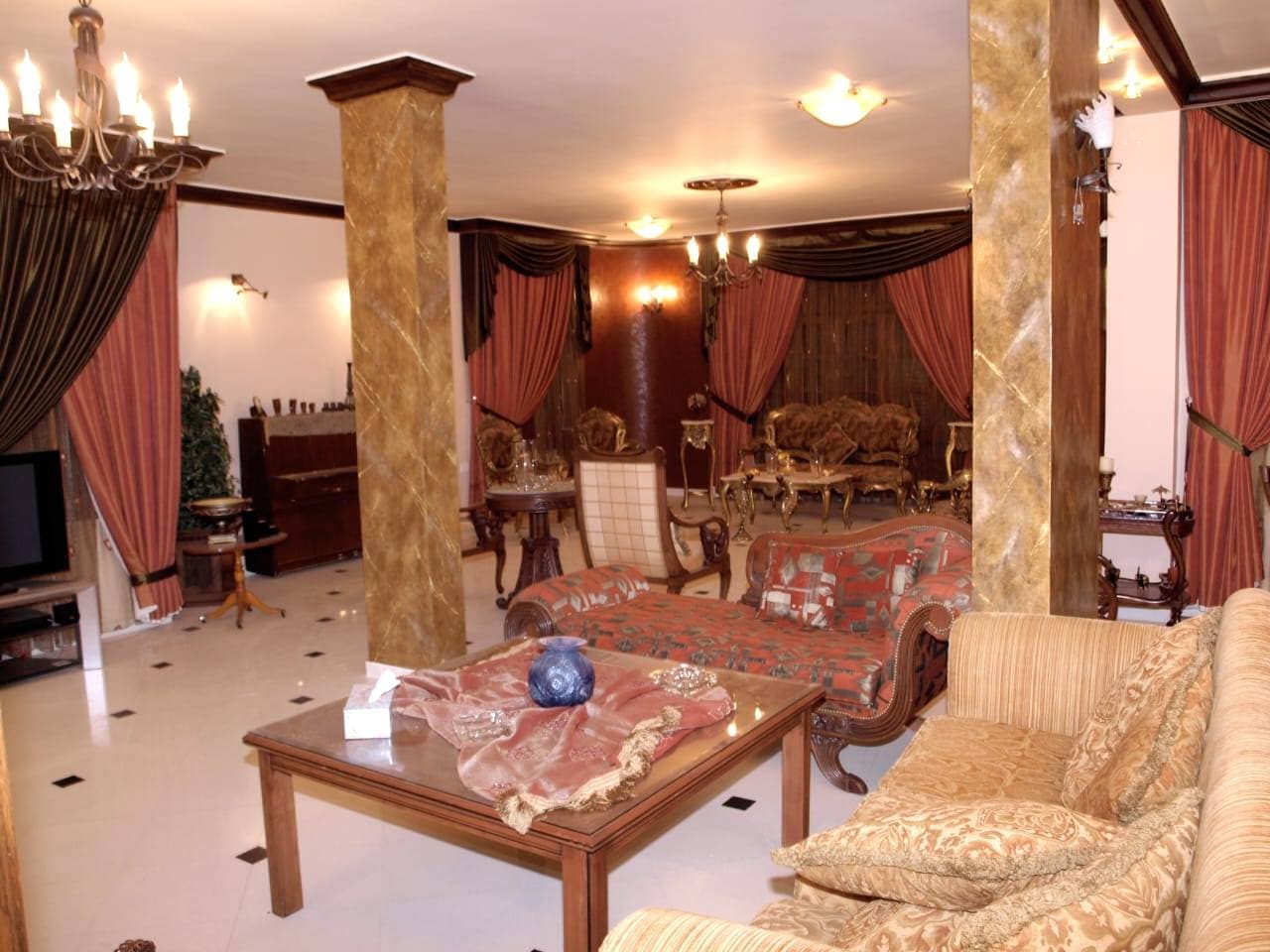 فيلا 22 غرف 8 صالات 6753م² طابق 4 للبيع