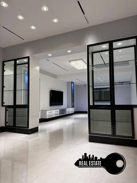 شقة 5 غرف 1 صالات 230م² طابق 4 للبيع