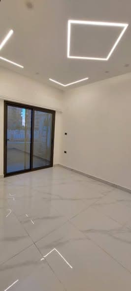 شقة 2 غرف 1 صالات 100م² طابق 3 للبيع