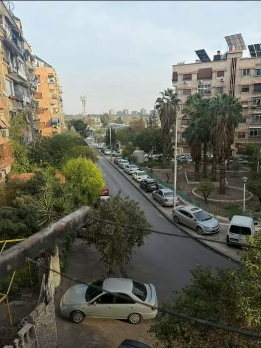 شقة 4 غرف 1 صالات 125م² طابق 2 للبيع