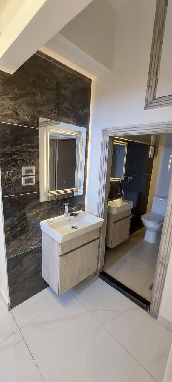 شقة 2 غرف 1 صالات 100م² طابق 3 للبيع