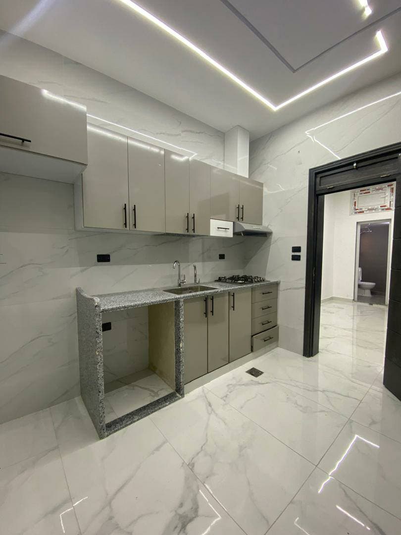 شقة 2 غرف 1 صالات 65م² أرضي للبيع