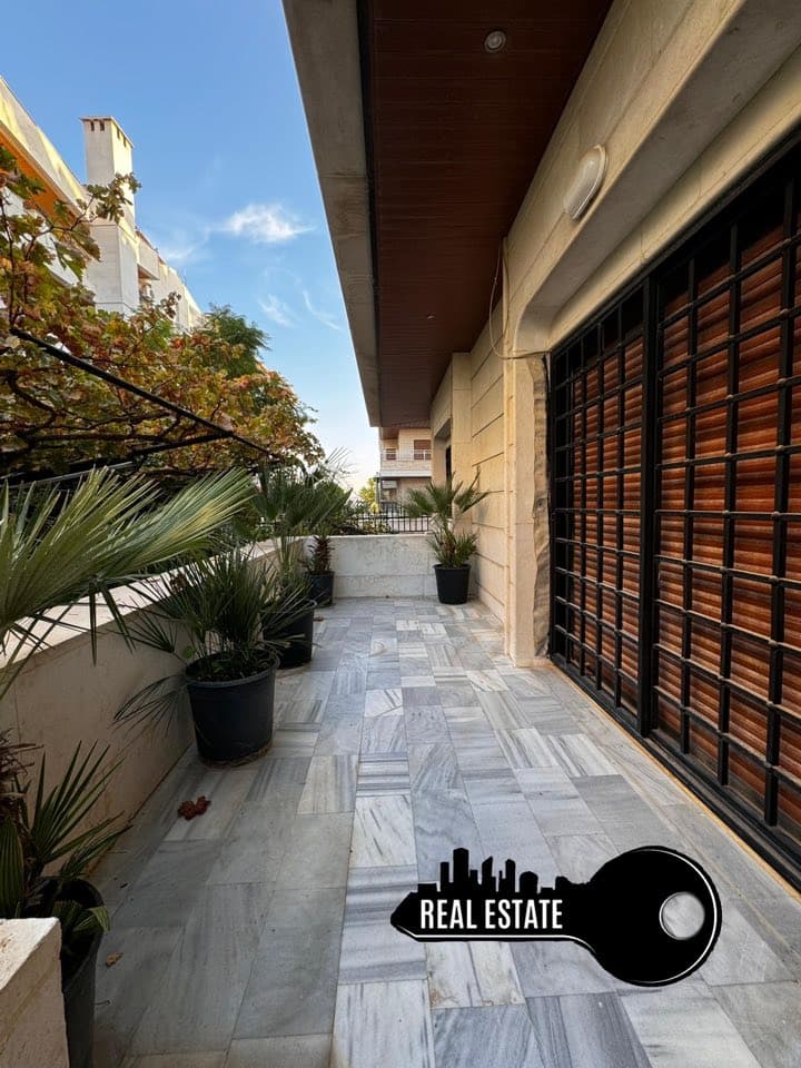 شقة 5 غرف 1 صالات 150م² أرضي للبيع