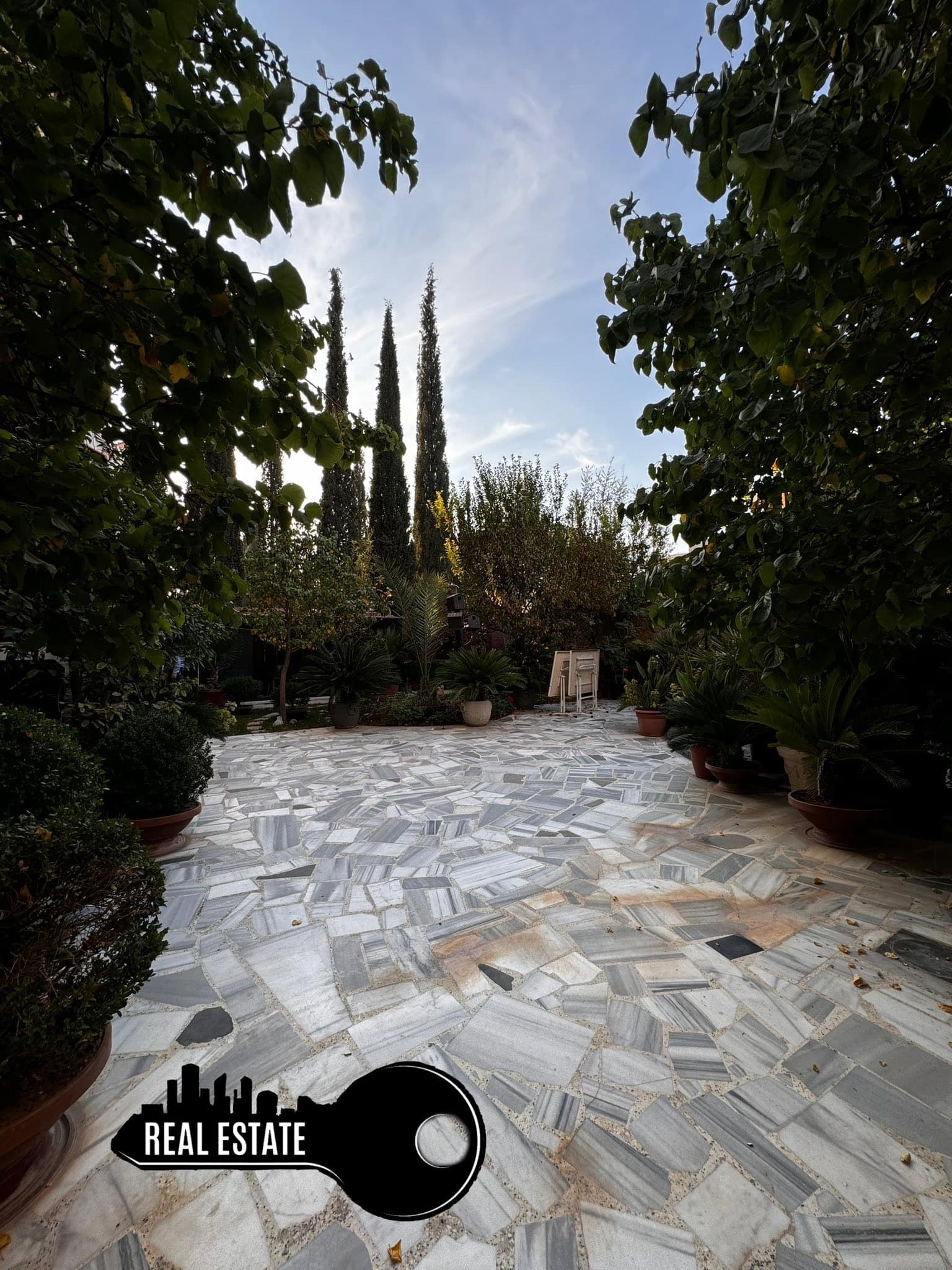 شقة 5 غرف 1 صالات 150م² أرضي للبيع