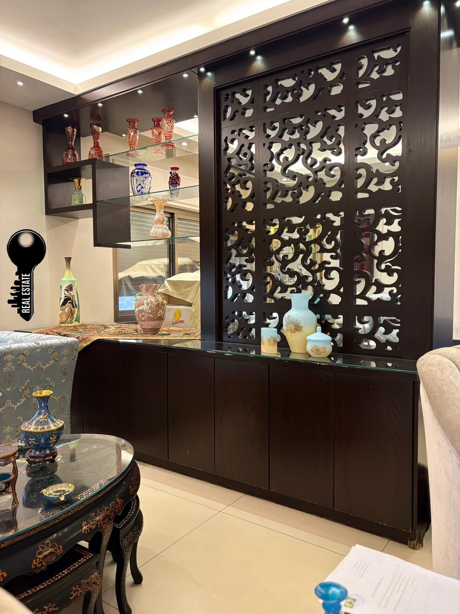 شقة 4 غرف 2 صالات 210م² طابق 3 للبيع