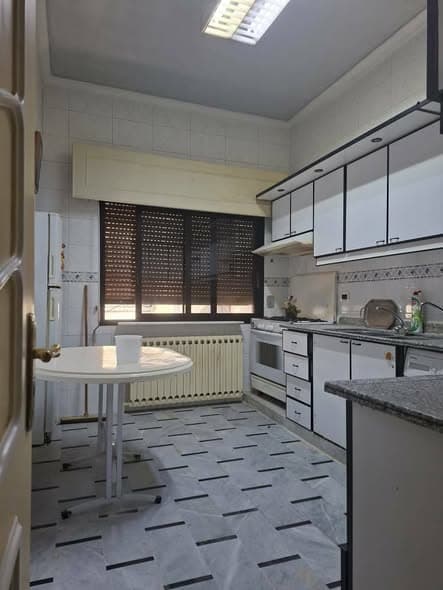 شقة 3 غرف 2 صالات 185م² طابق 8 للبيع