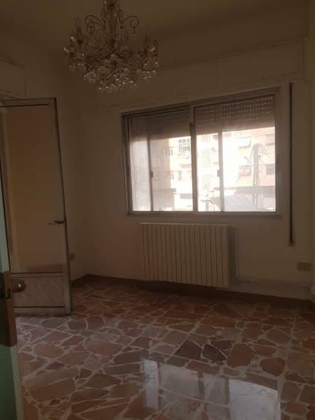 شقة 2 غرف 1 صالات 100م² طابق 1 للبيع