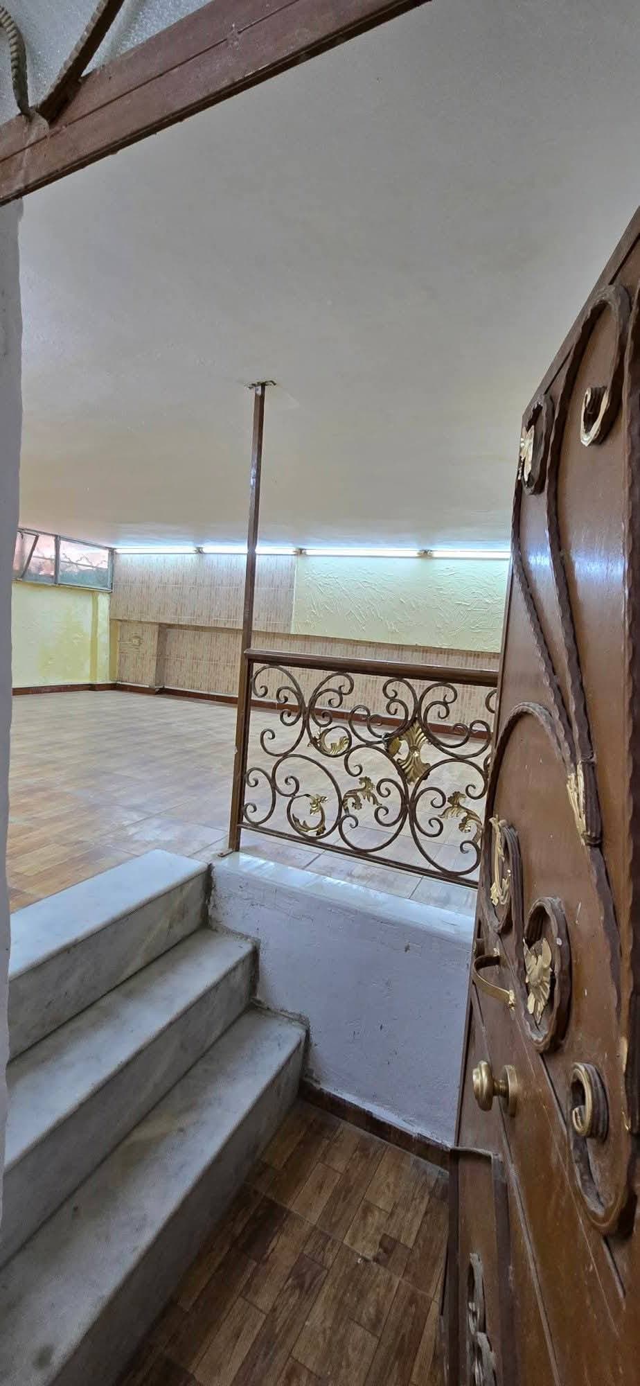 محل 3 غرف 1 صالات 150م² طابق 2 للبيع