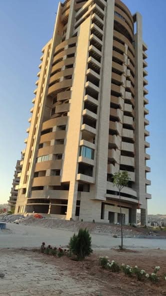 شقة 4 غرف 1 صالات 140م² طابق 4 للبيع