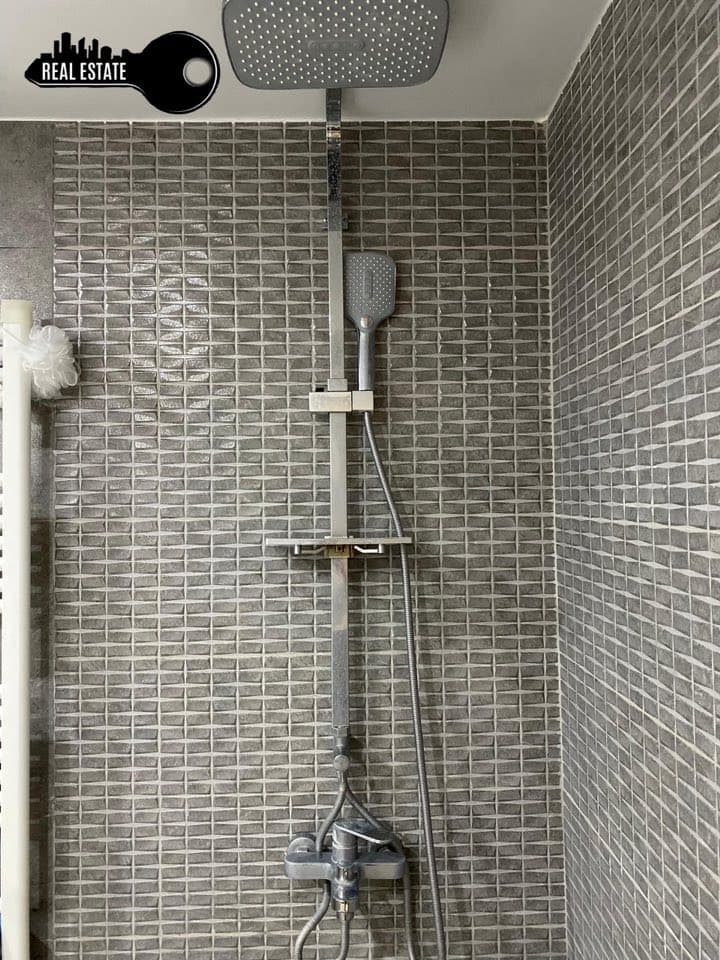 شقة 4 غرف 1 صالات 270م² أرضي مع فرش للبيع