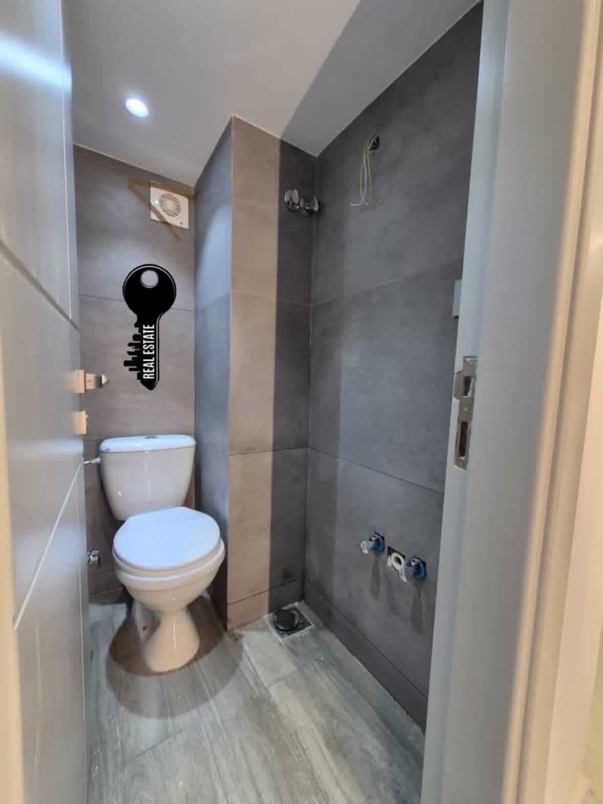 شقة 3 غرف 1 صالات 120م² طابق 2 للبيع