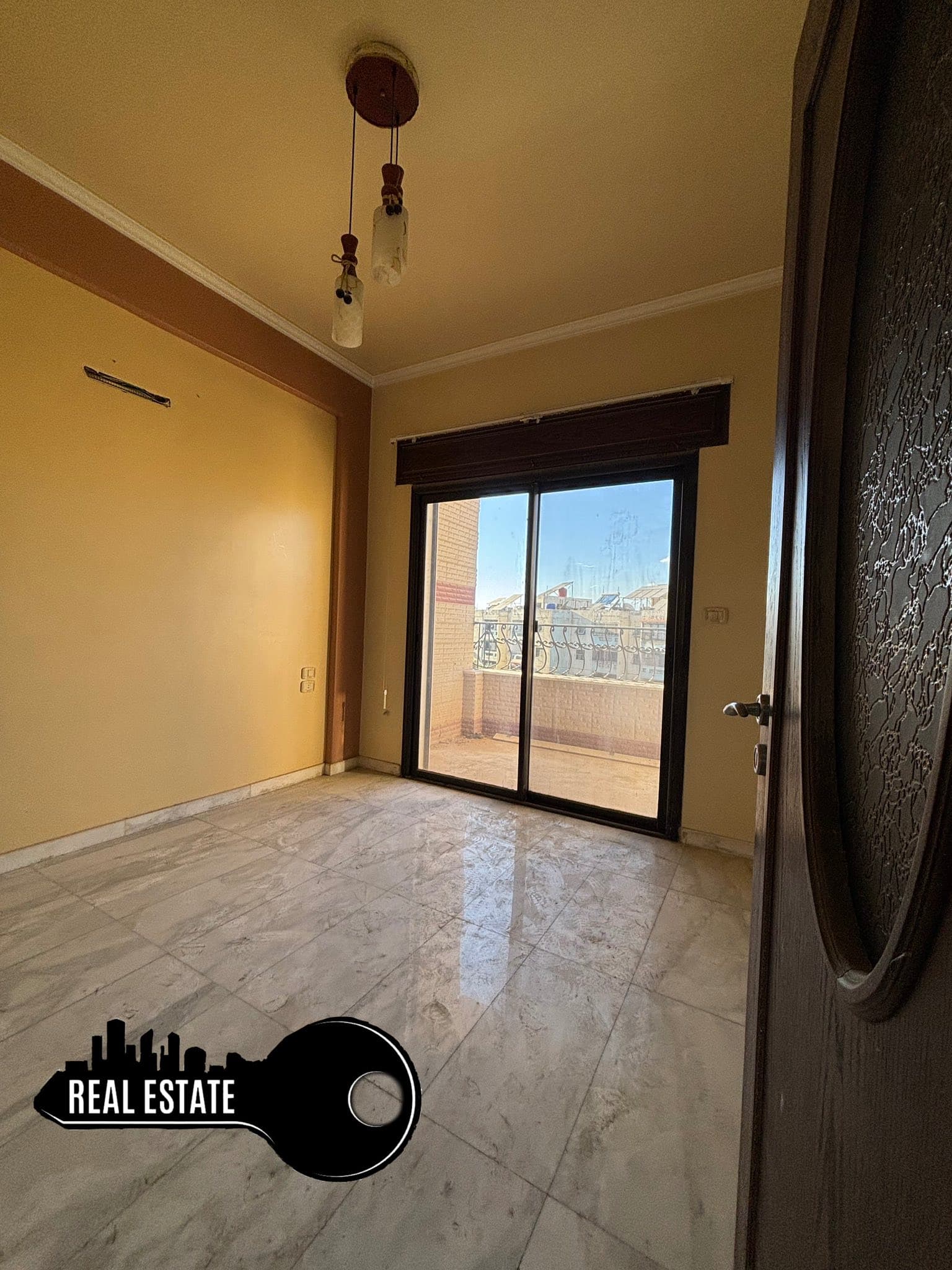 شقة 3 غرف 1 صالات 100م² طابق 2 للبيع