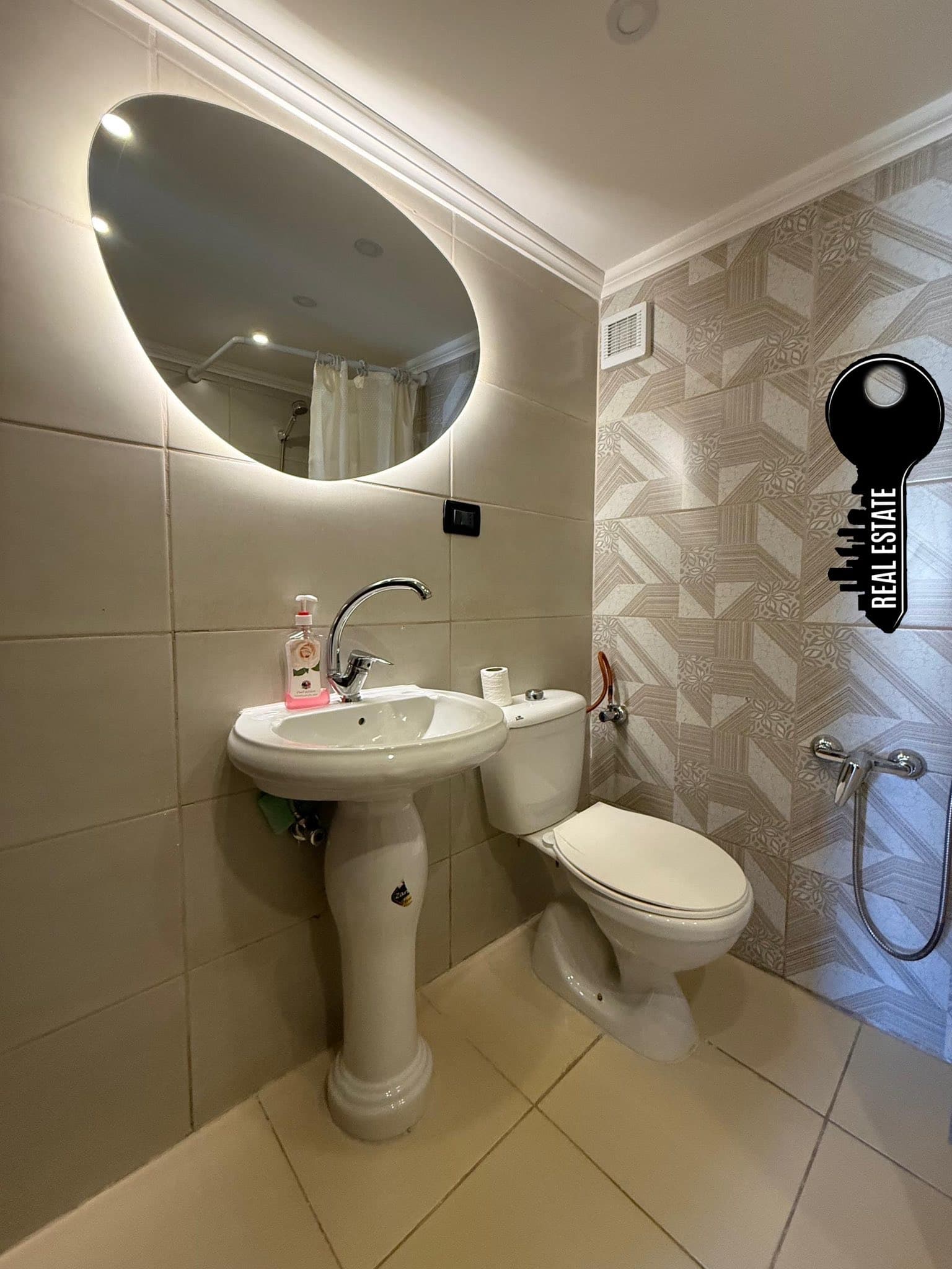 شقة 3 غرف 1 صالات 90م² طابق 1 للبيع