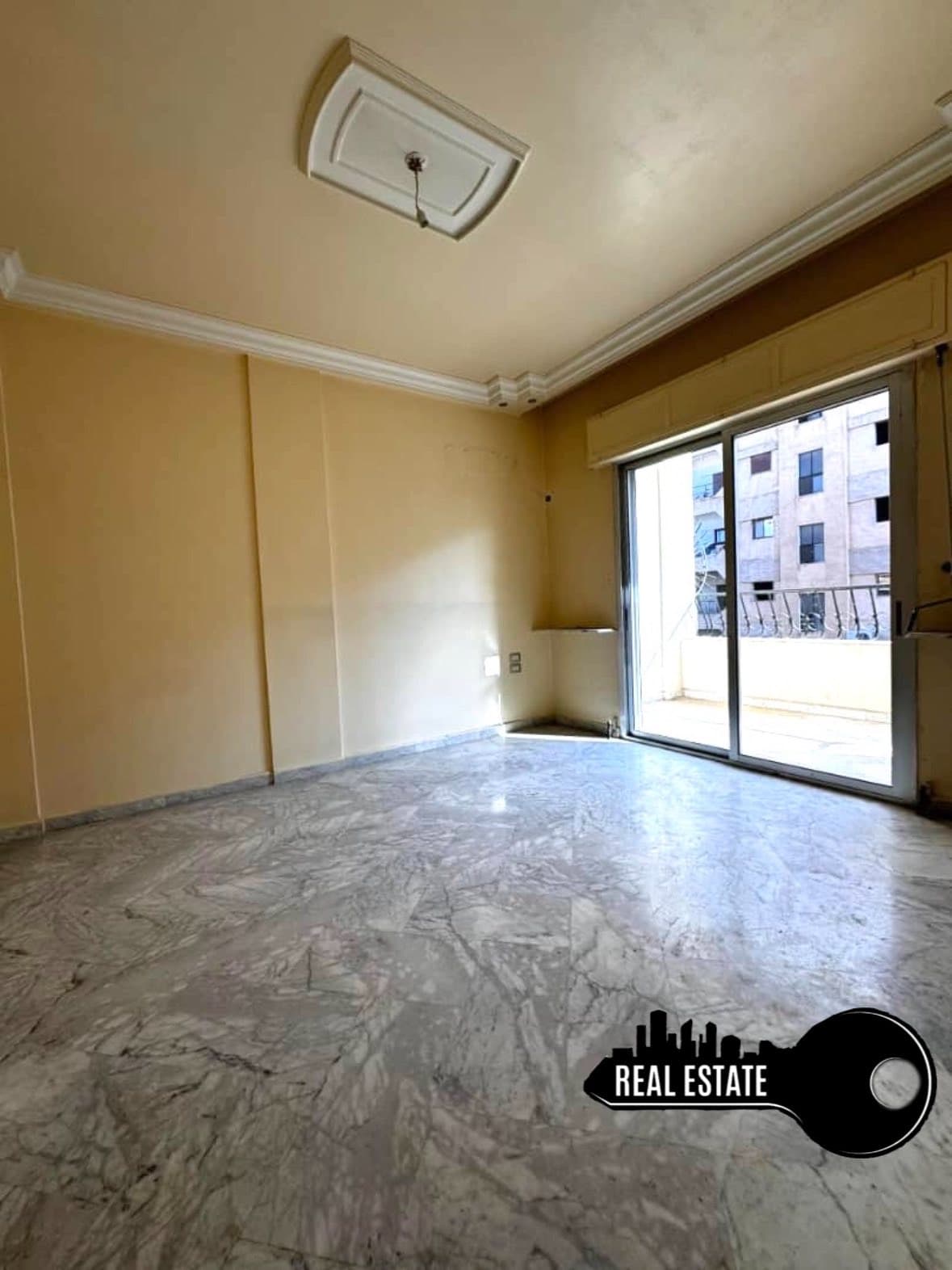 شقة 2 غرف 1 صالات 137م² طابق 1 للبيع