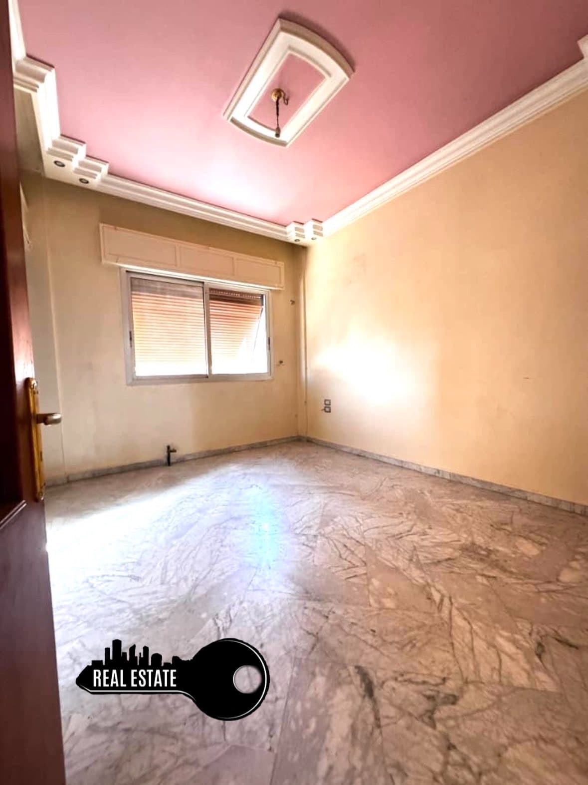 شقة 2 غرف 1 صالات 137م² طابق 1 للبيع