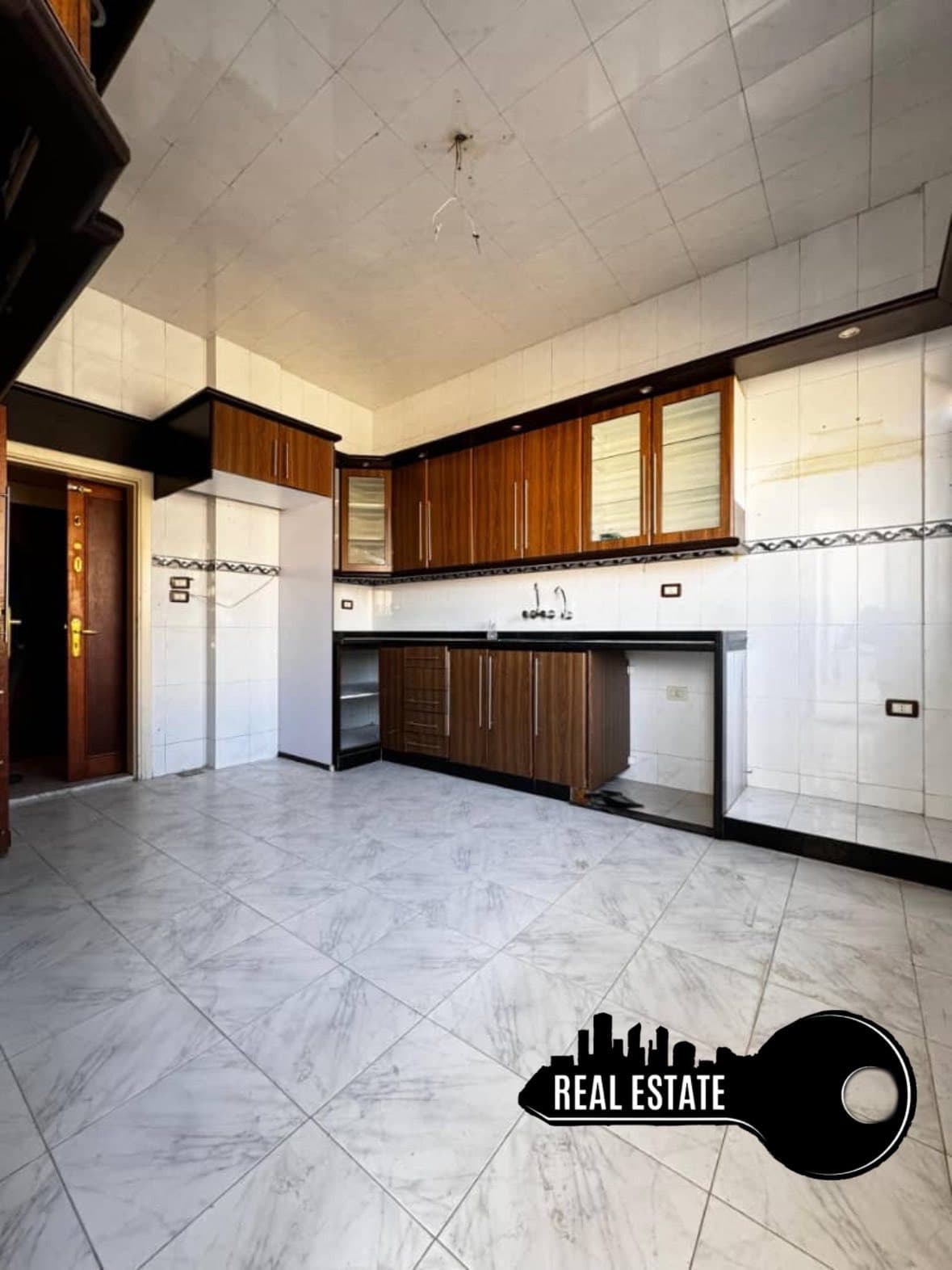 شقة 2 غرف 1 صالات 137م² طابق 1 للبيع