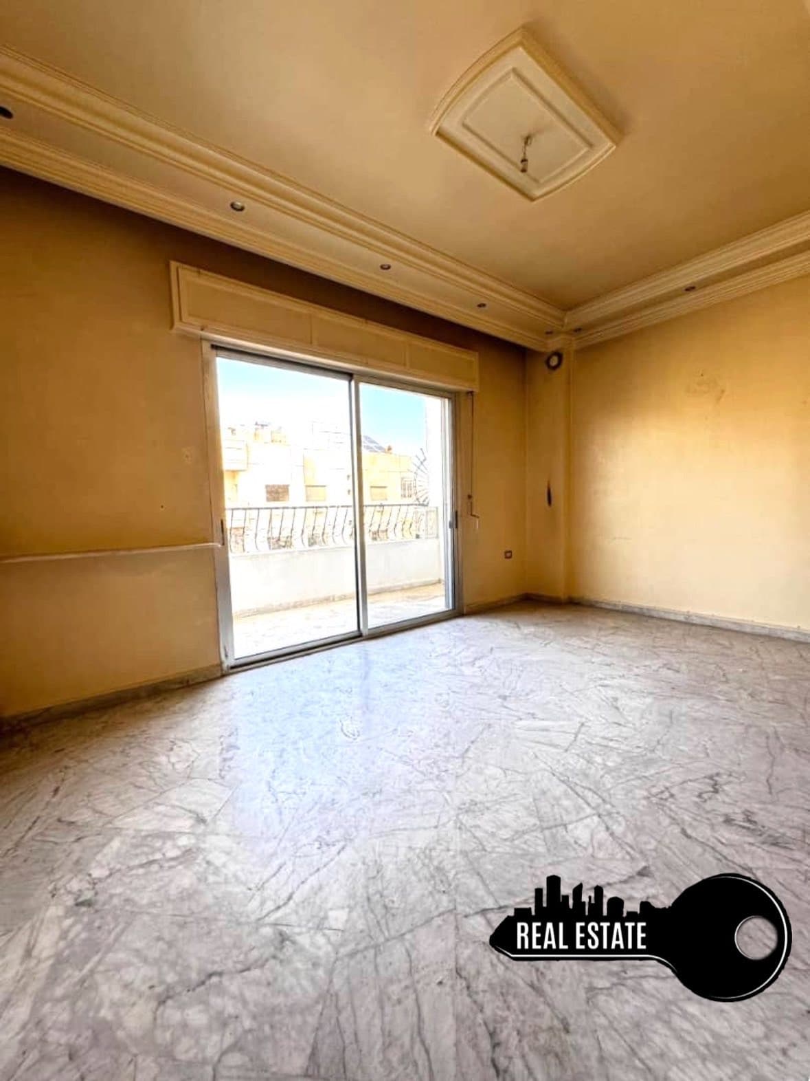 شقة 2 غرف 1 صالات 137م² طابق 1 للبيع