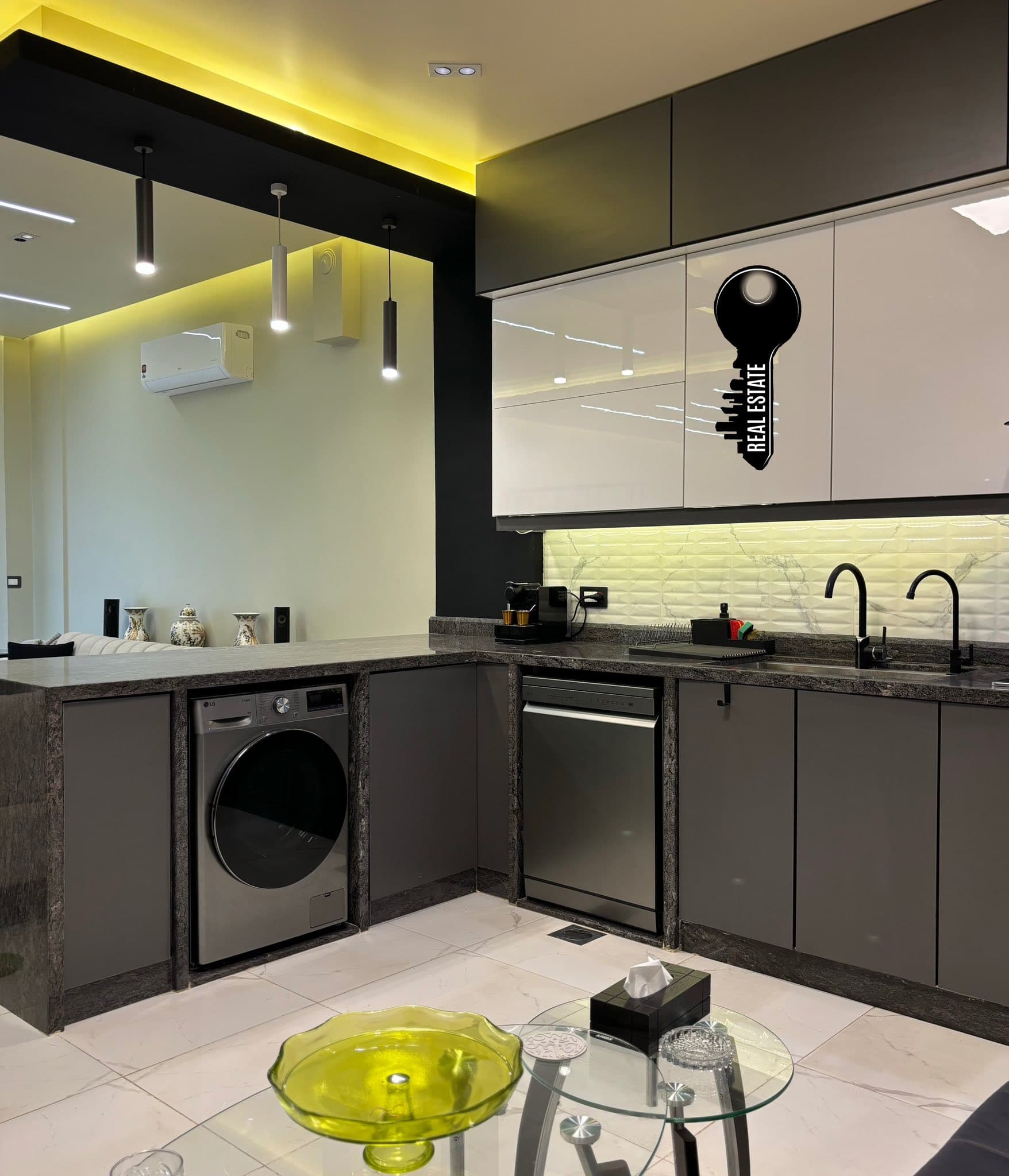 شقة 4 غرف 1 صالات 175م² أرضي مع فرش للبيع