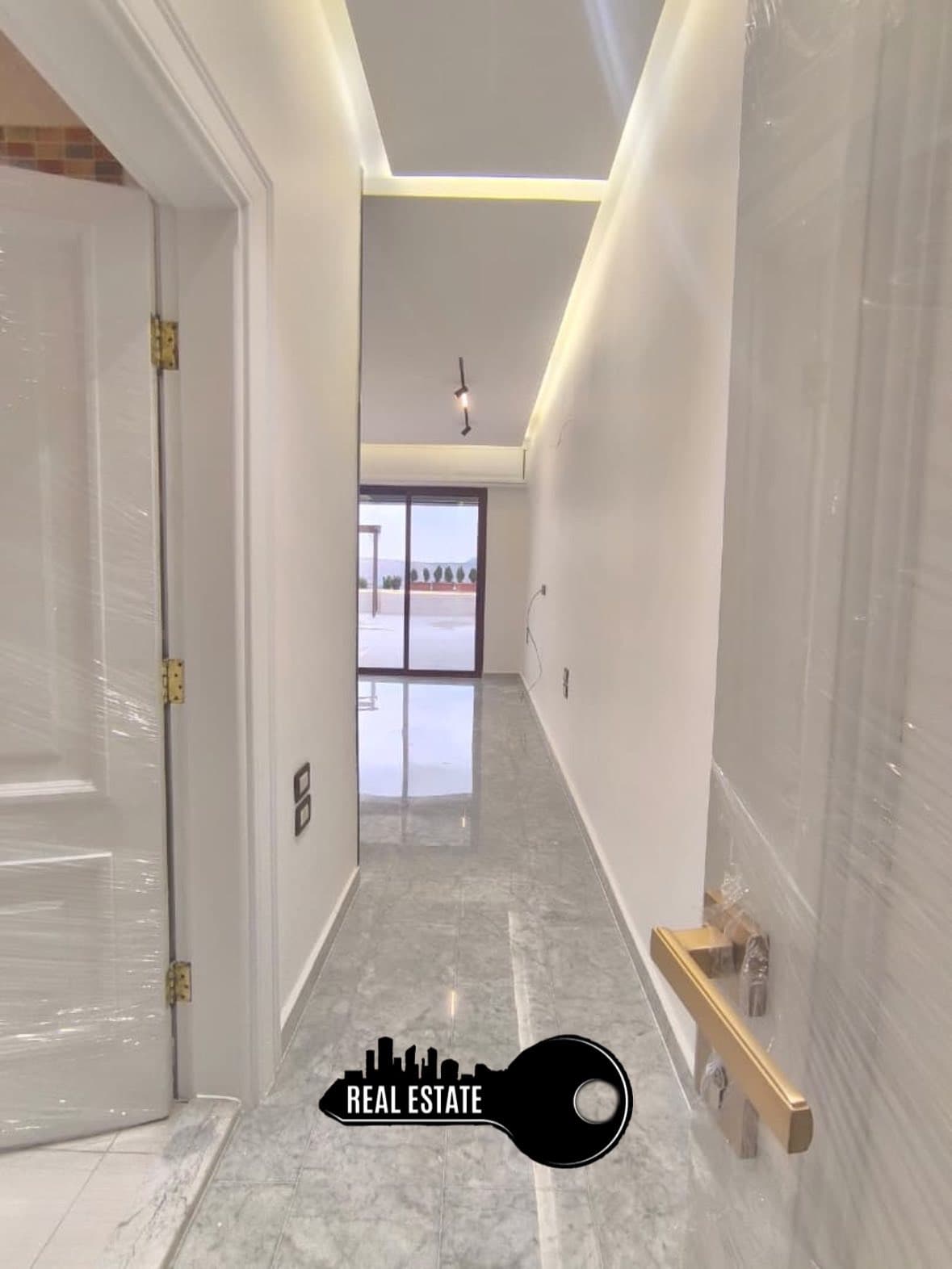 شقة 3 غرف 3 صالات 500م² للبيع