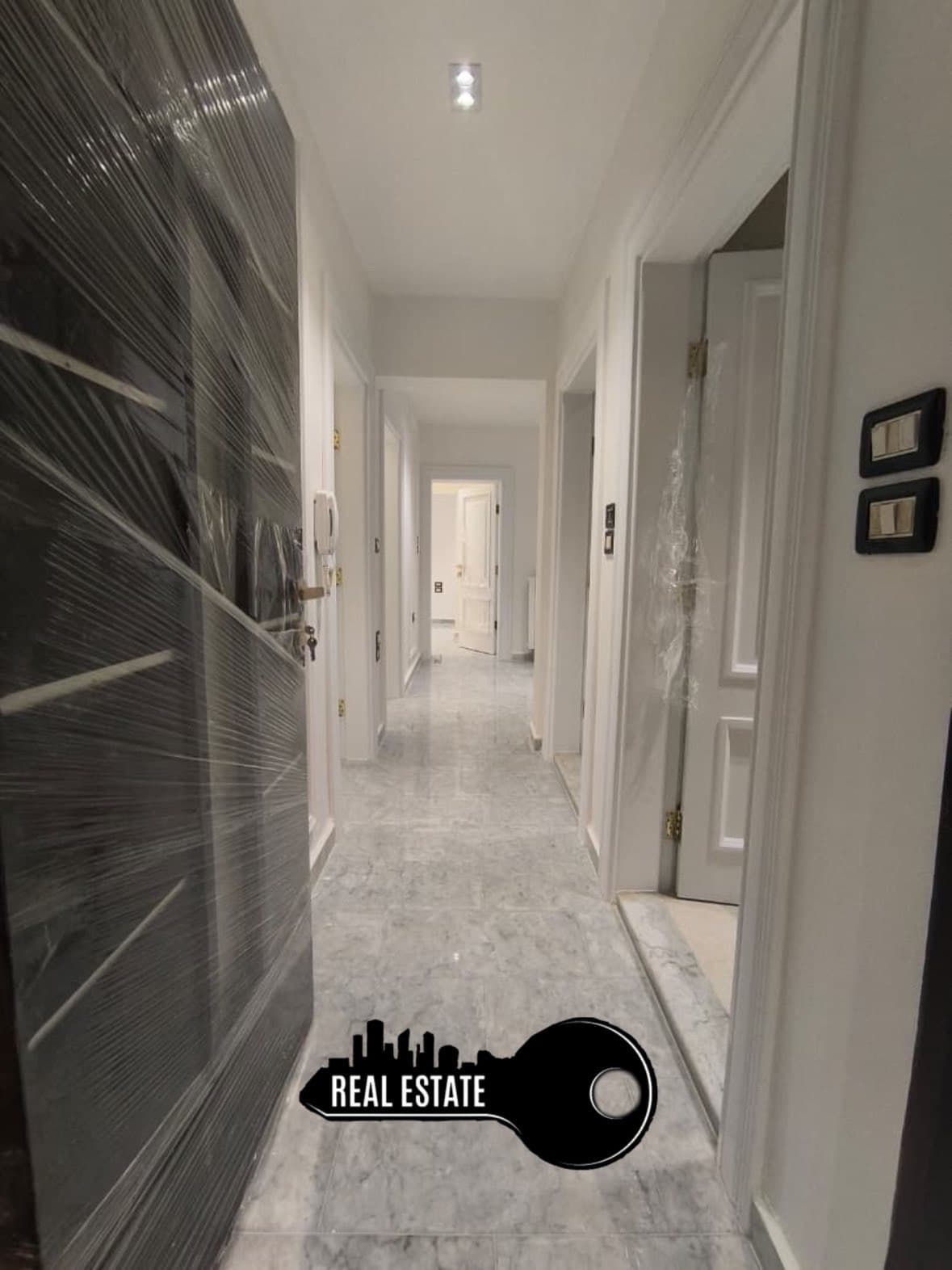 شقة 3 غرف 3 صالات 500م² للبيع