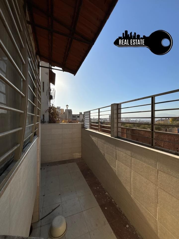 شقة 3 غرف 1 صالات 100م² أرضي للبيع