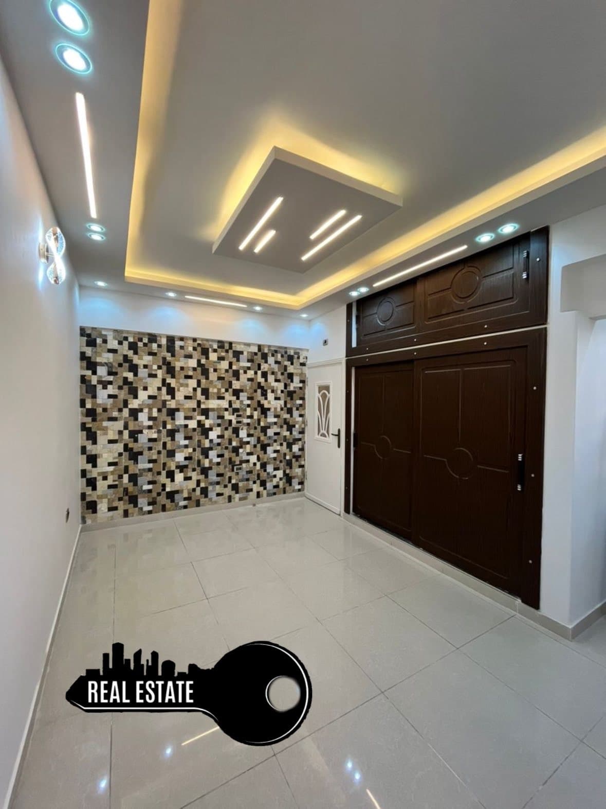 شقة 2 غرف 1 صالات 105م² طابق 3 للبيع