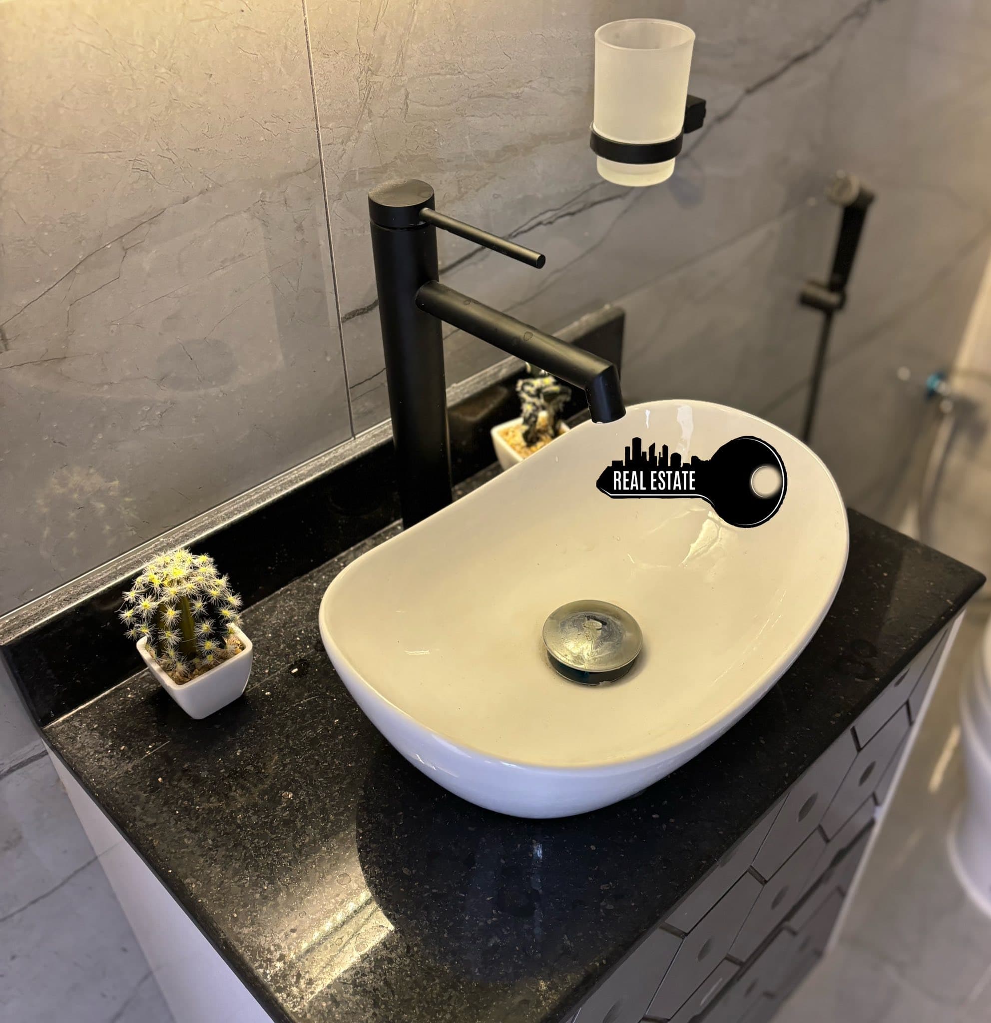 شقة 2 غرف 1 صالات 90م² طابق 1 للبيع