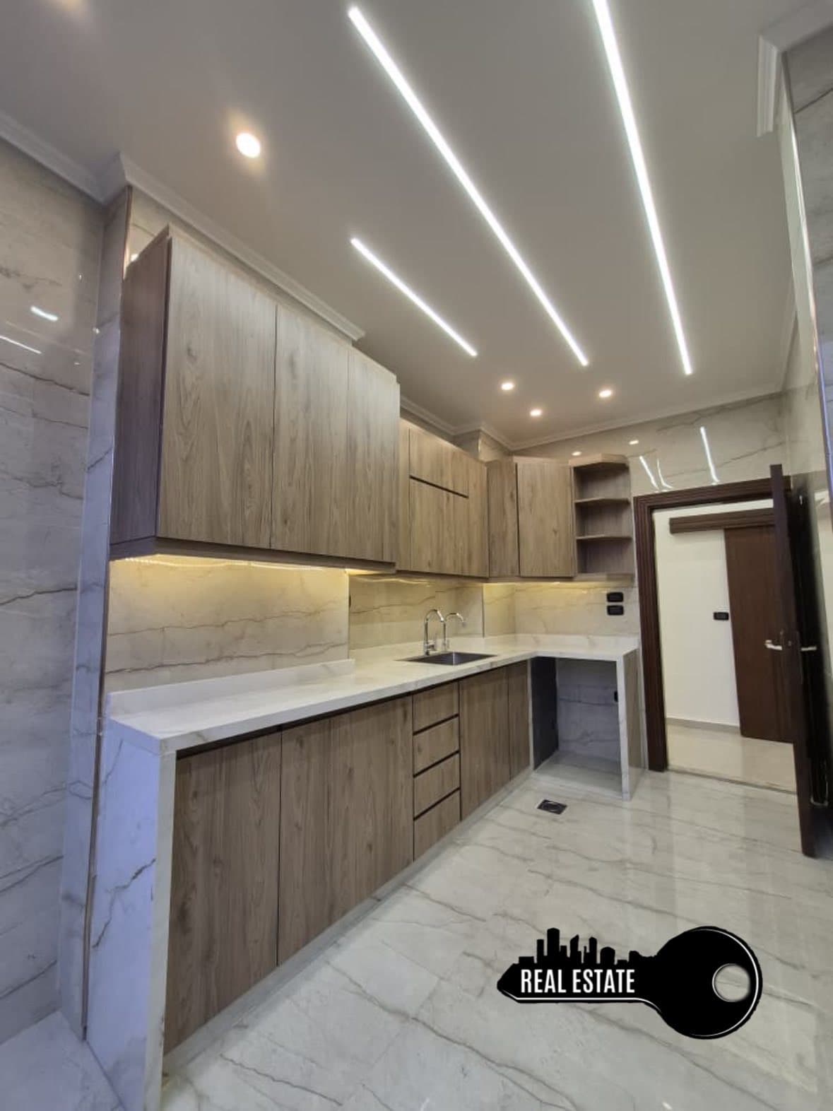 شقة 2 غرف 1 صالات 90م² طابق 2 للبيع