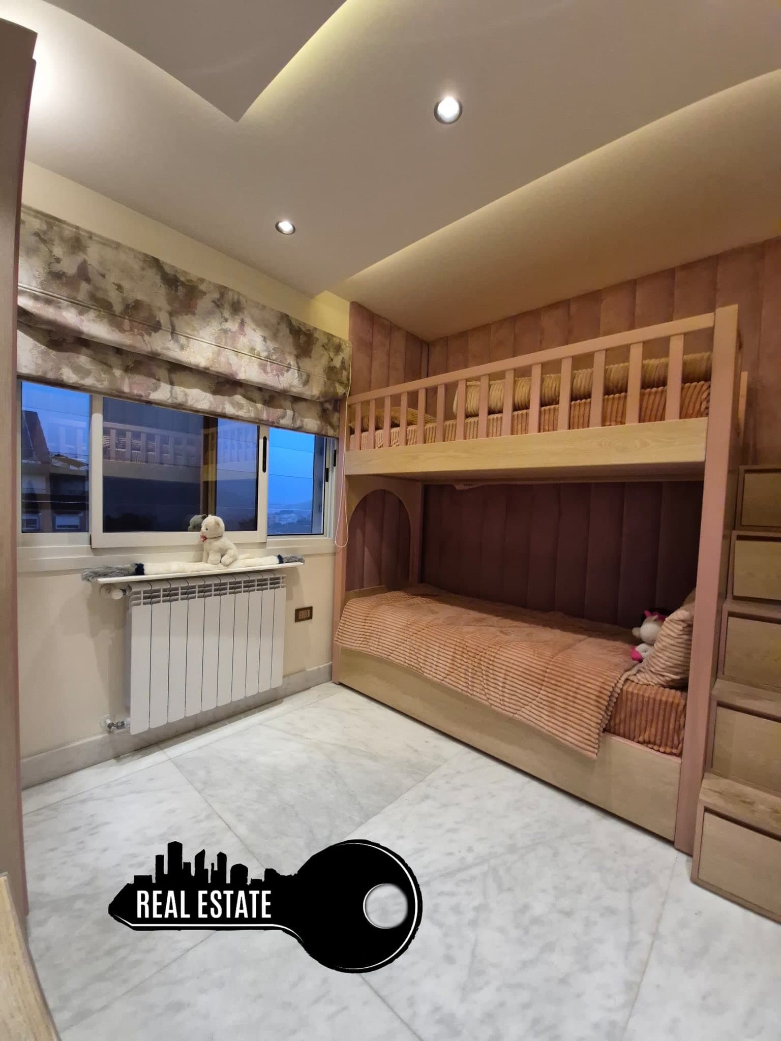 شقة 3 غرف 2 صالات 140م² طابق 11 للبيع