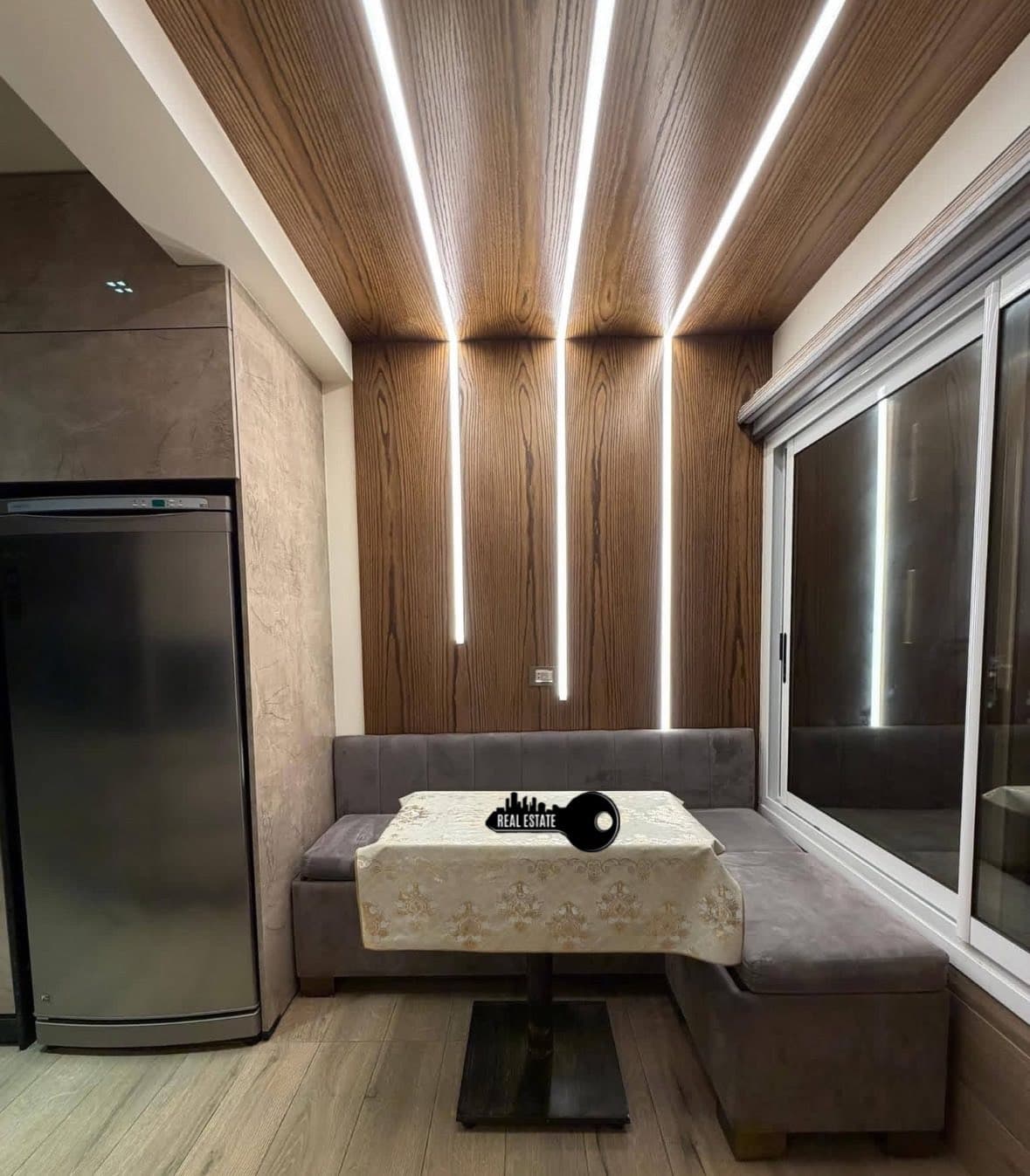 شقة 3 غرف 2 صالات 140م² طابق 11 للبيع