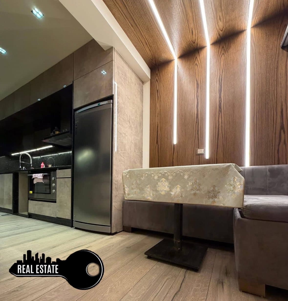 شقة 3 غرف 2 صالات 140م² طابق 11 للبيع