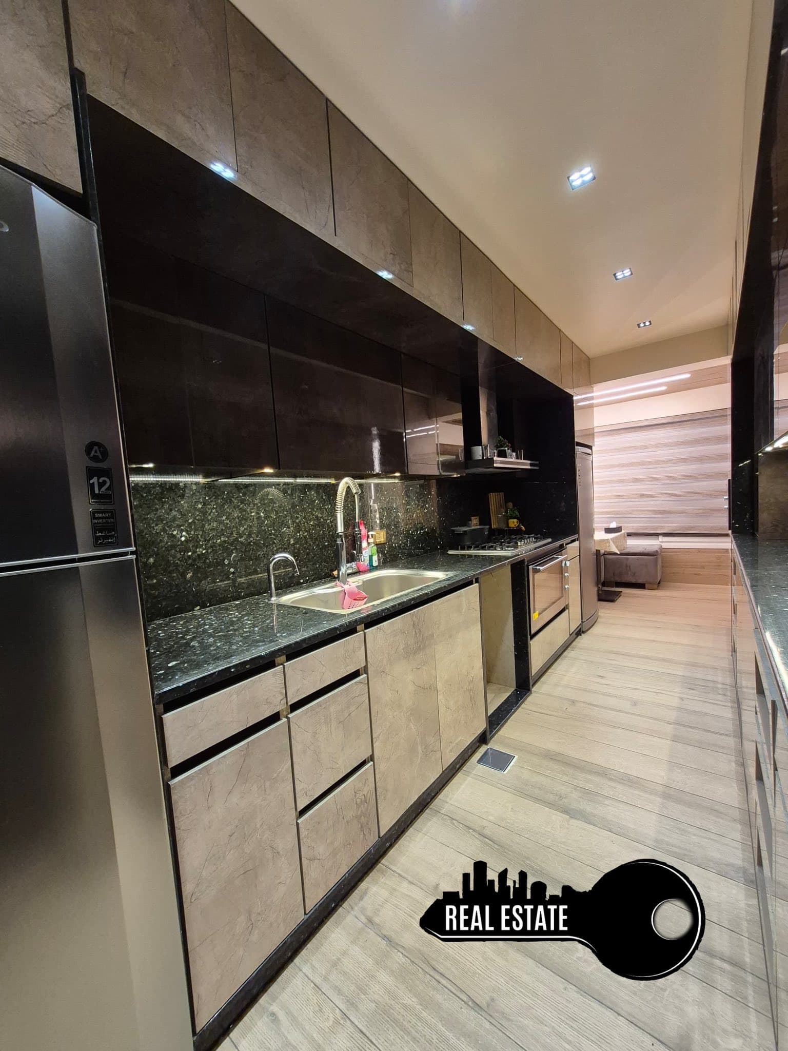 شقة 3 غرف 2 صالات 140م² طابق 11 للبيع