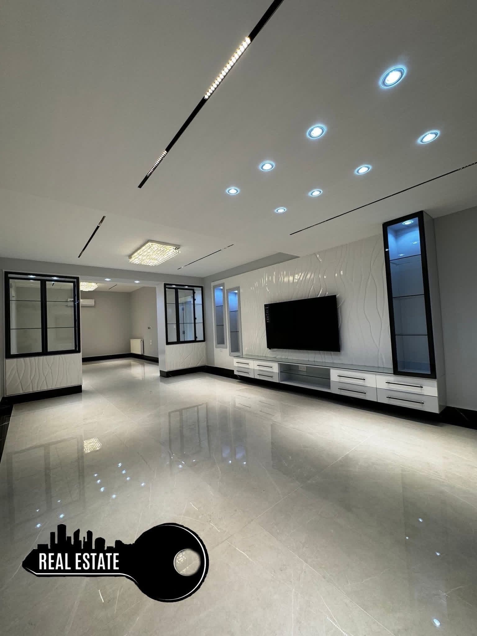 شقة 5 غرف 1 صالات 230م² طابق 4 للبيع