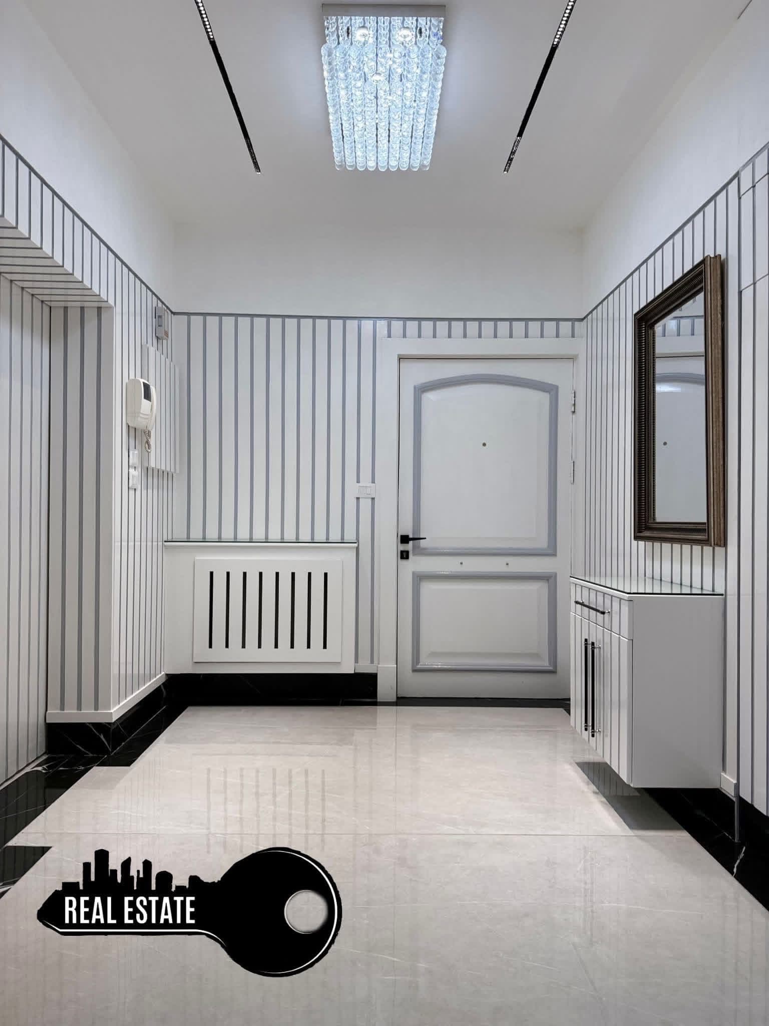 شقة 5 غرف 1 صالات 230م² طابق 4 للبيع