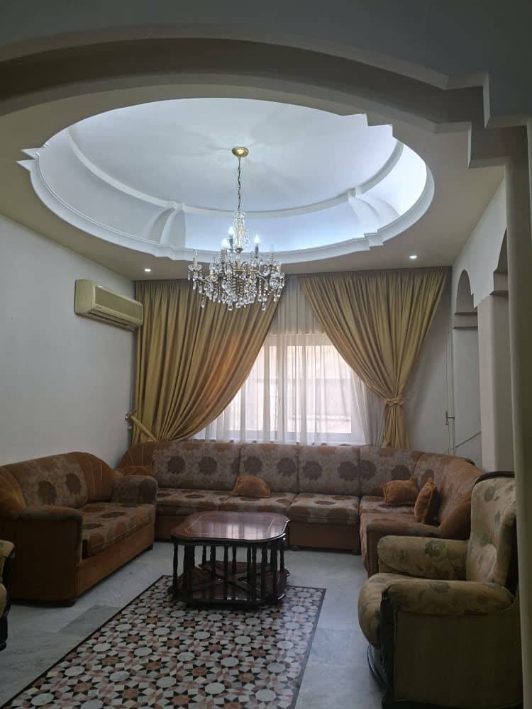 شقة 3 غرف 2 صالات 185م² طابق 8 للبيع