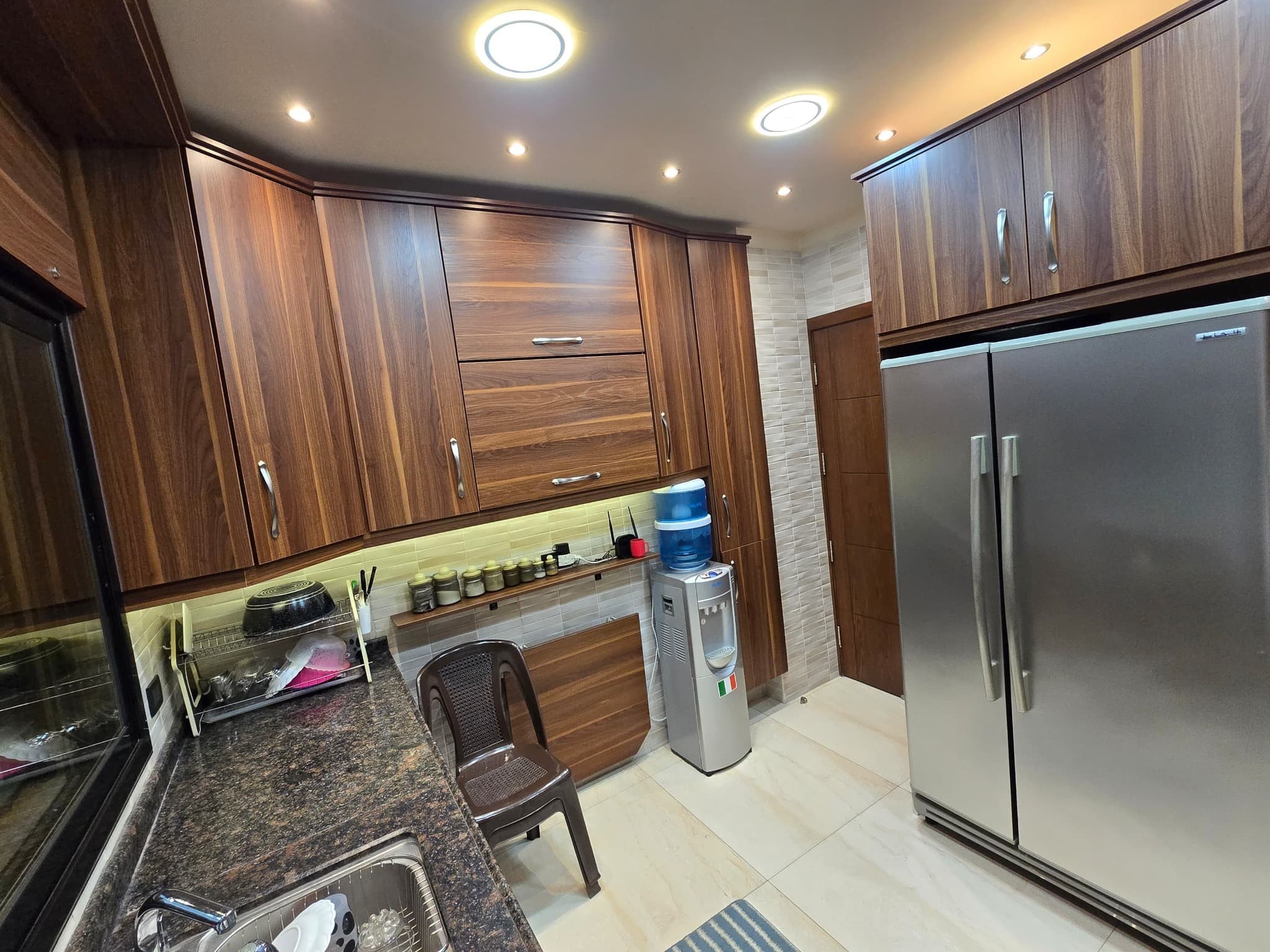 شقة 2 غرف 1 صالات 100م² أرضي للبيع