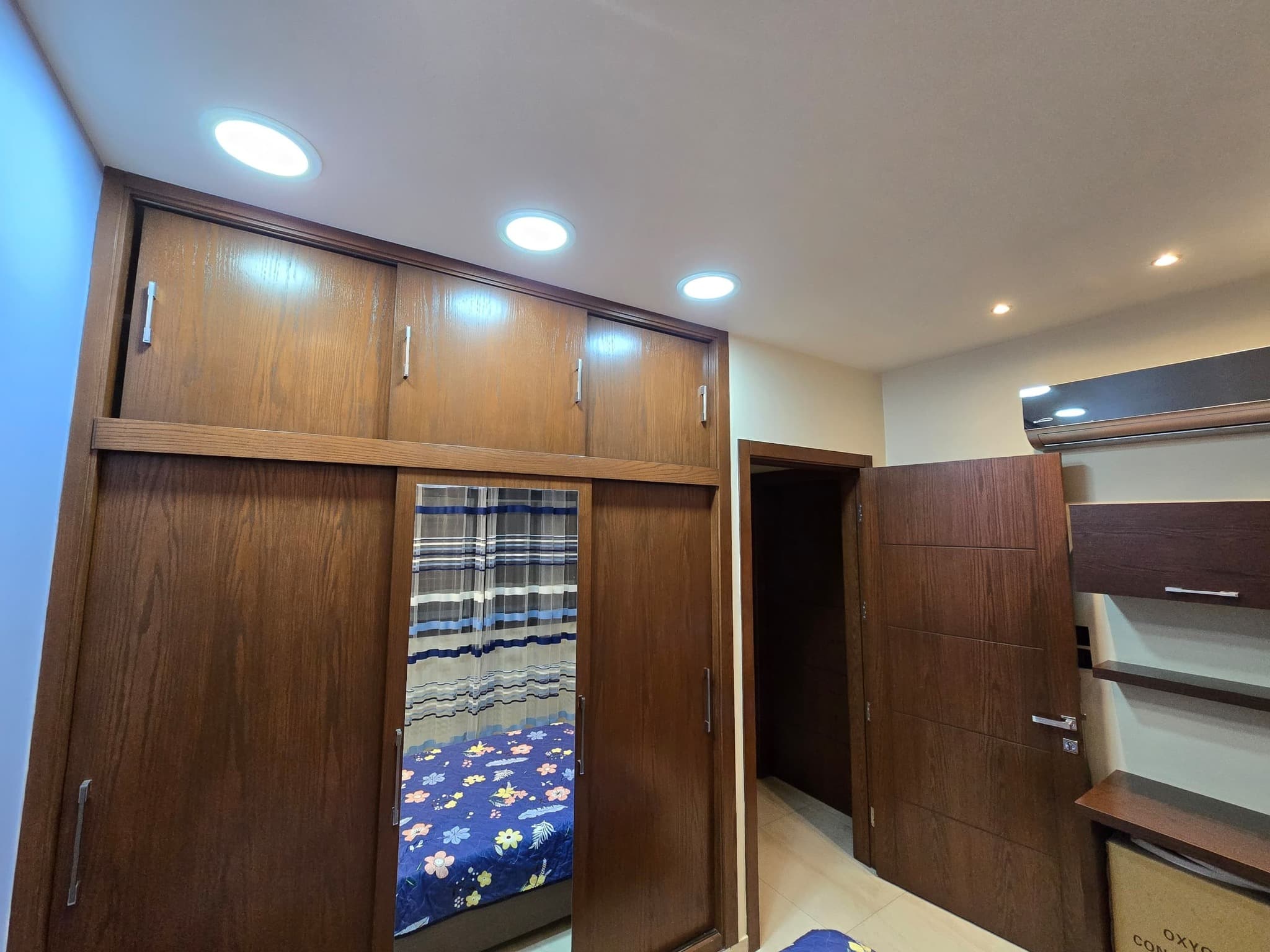 شقة 2 غرف 1 صالات 100م² أرضي للبيع