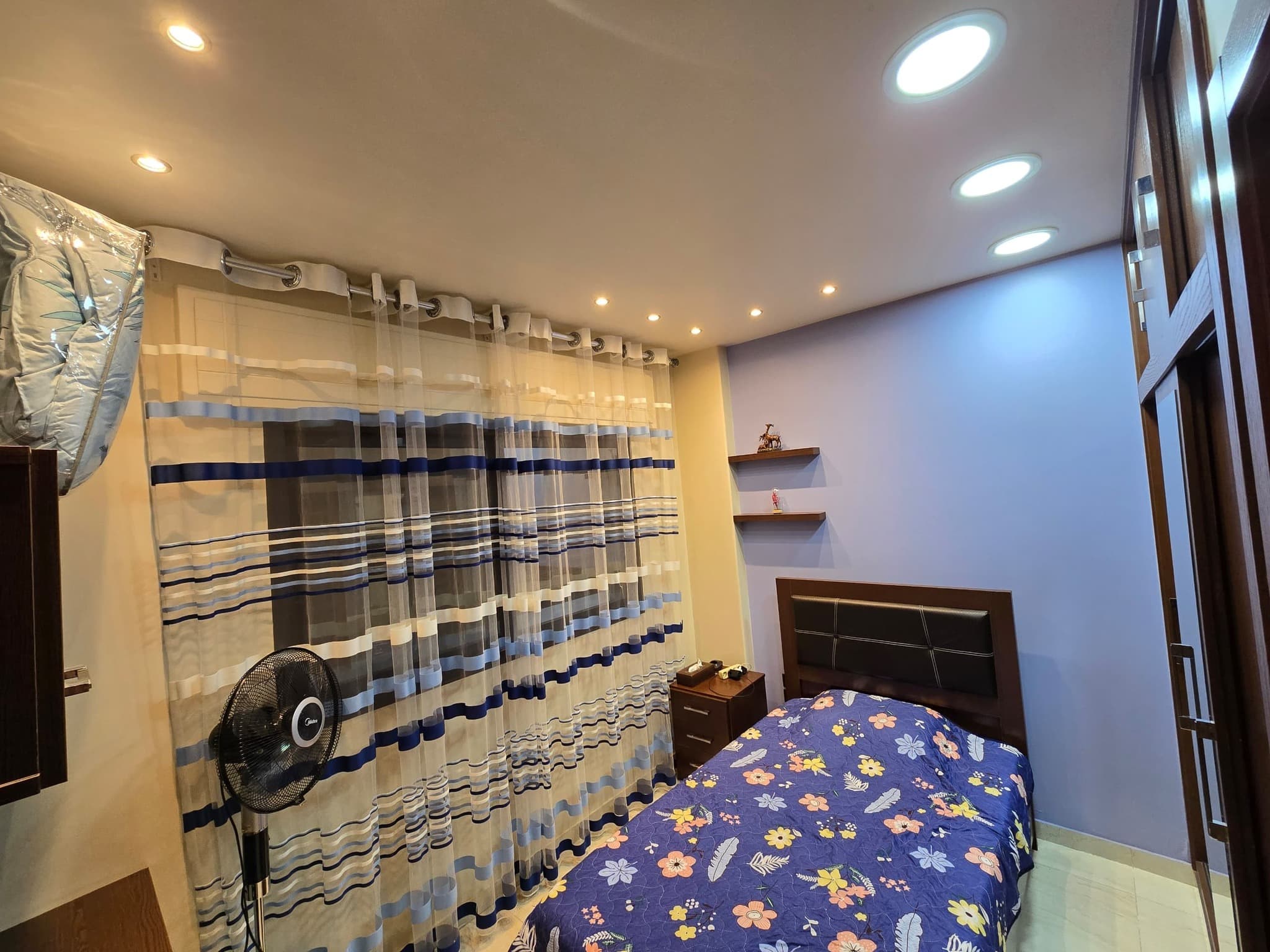 شقة 2 غرف 1 صالات 100م² أرضي للبيع