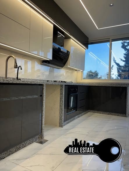 شقة 3 غرف 1 صالات 140م² طابق 2 للبيع