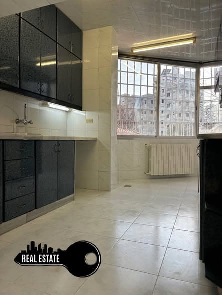 شقة 3 غرف 1 صالات 130م² طابق 1 للبيع