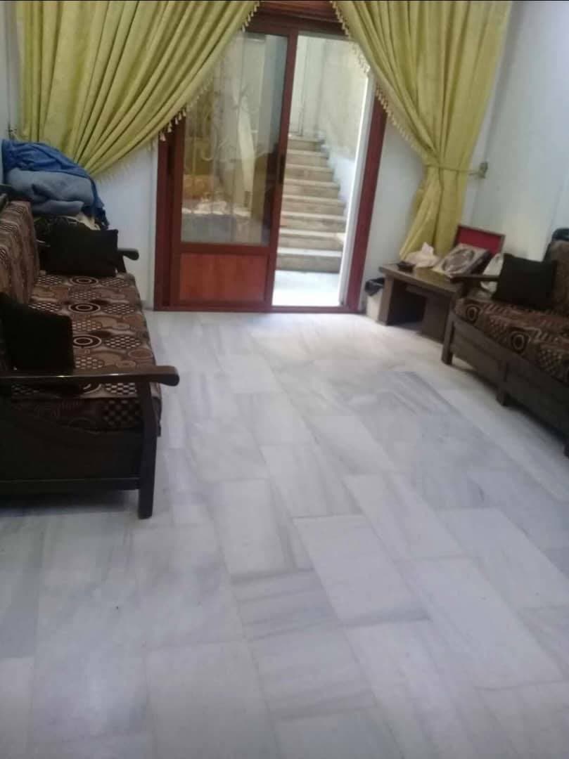 شقة 2 غرف 1 صالات 100م² أرضي للبيع