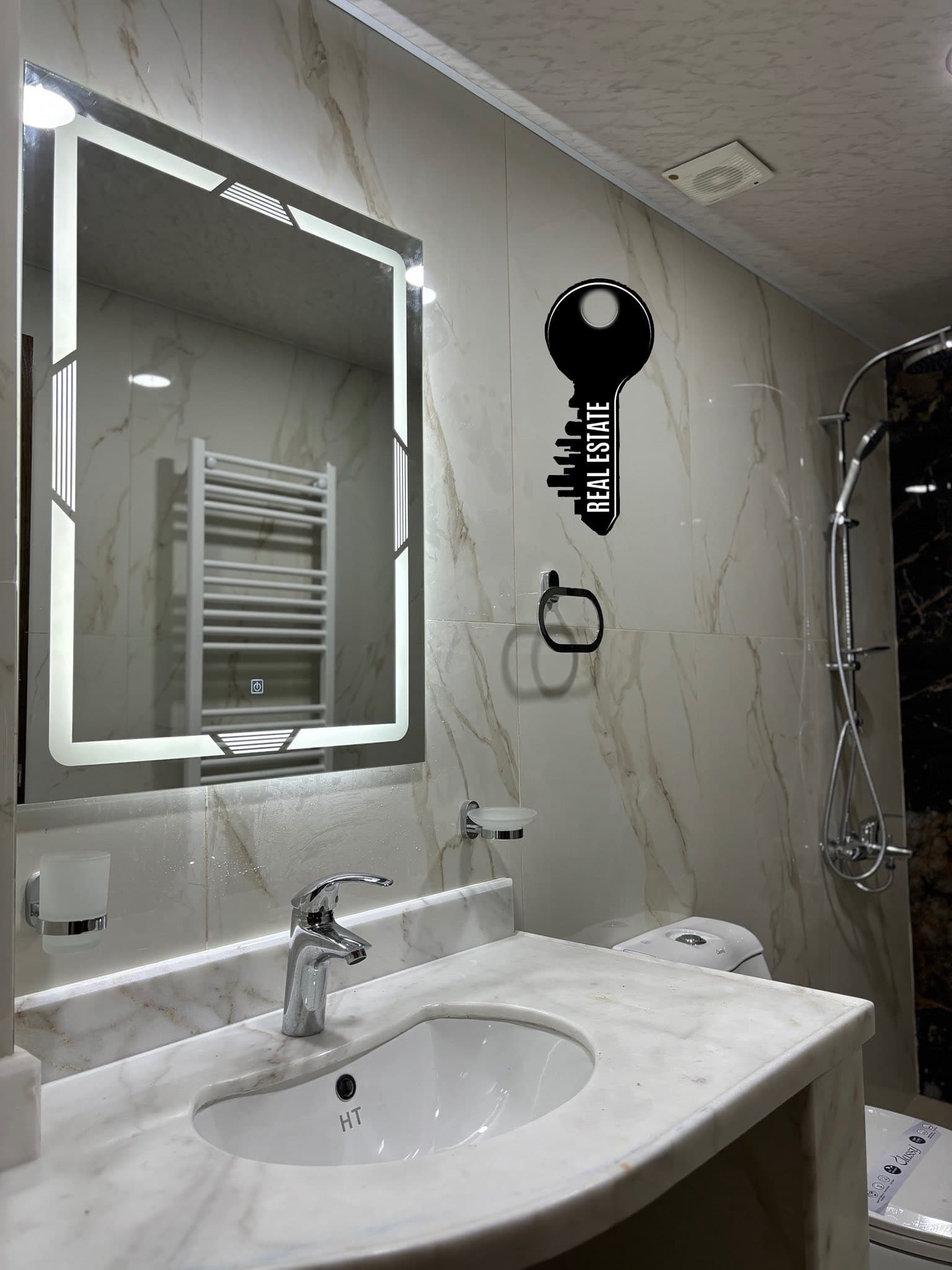 شقة 3 غرف 1 صالات 140م² طابق 2 للبيع