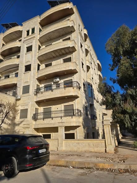 شقة 5 غرف 1 صالات 180م² طابق 1 للبيع