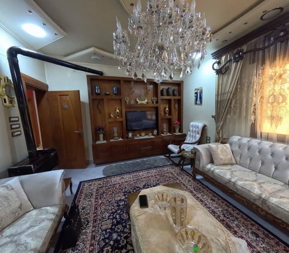 شقة 6 غرف 1 صالات 250م² طابق 1 للبيع